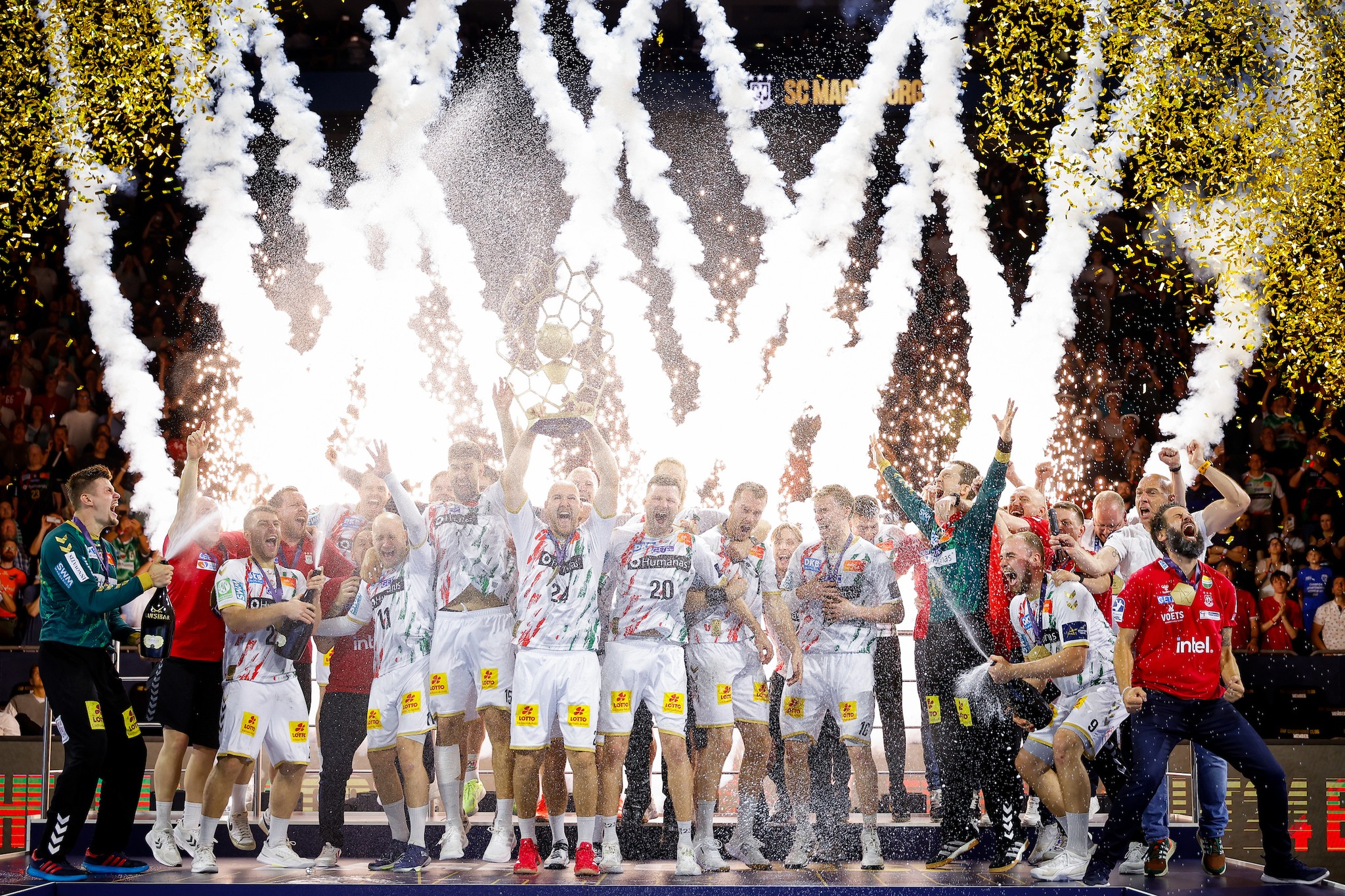 Čempionų lygoje triumfavo Vokietijos klubų derbį finale laimėjęs „Magdeburg“ klubas
