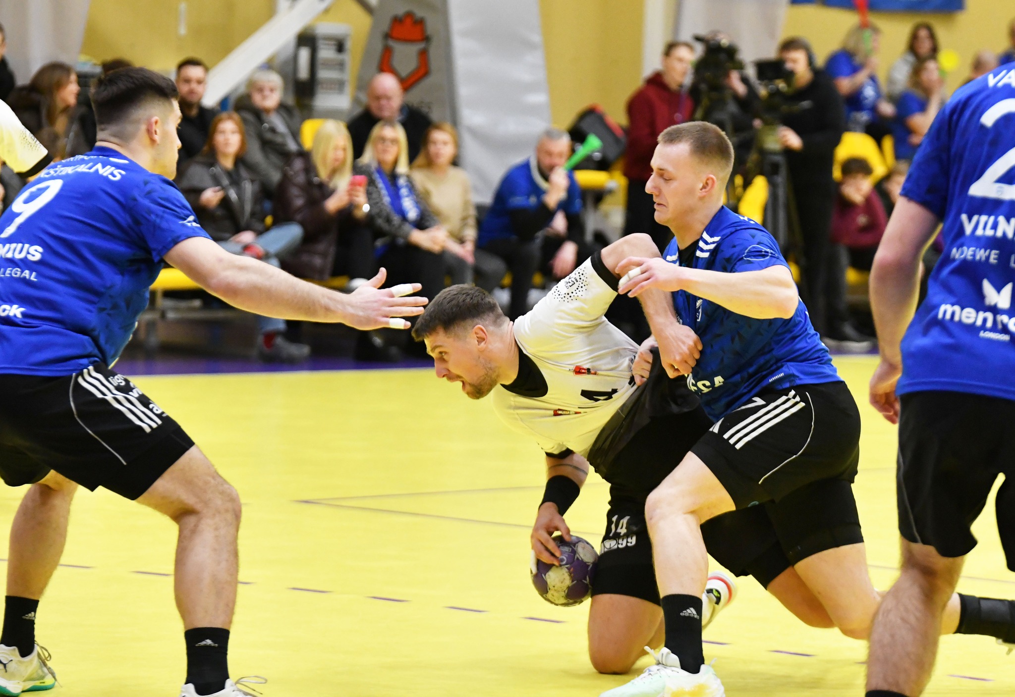 Lietuvos rankinio lygoje – sostinės komandų pergalės