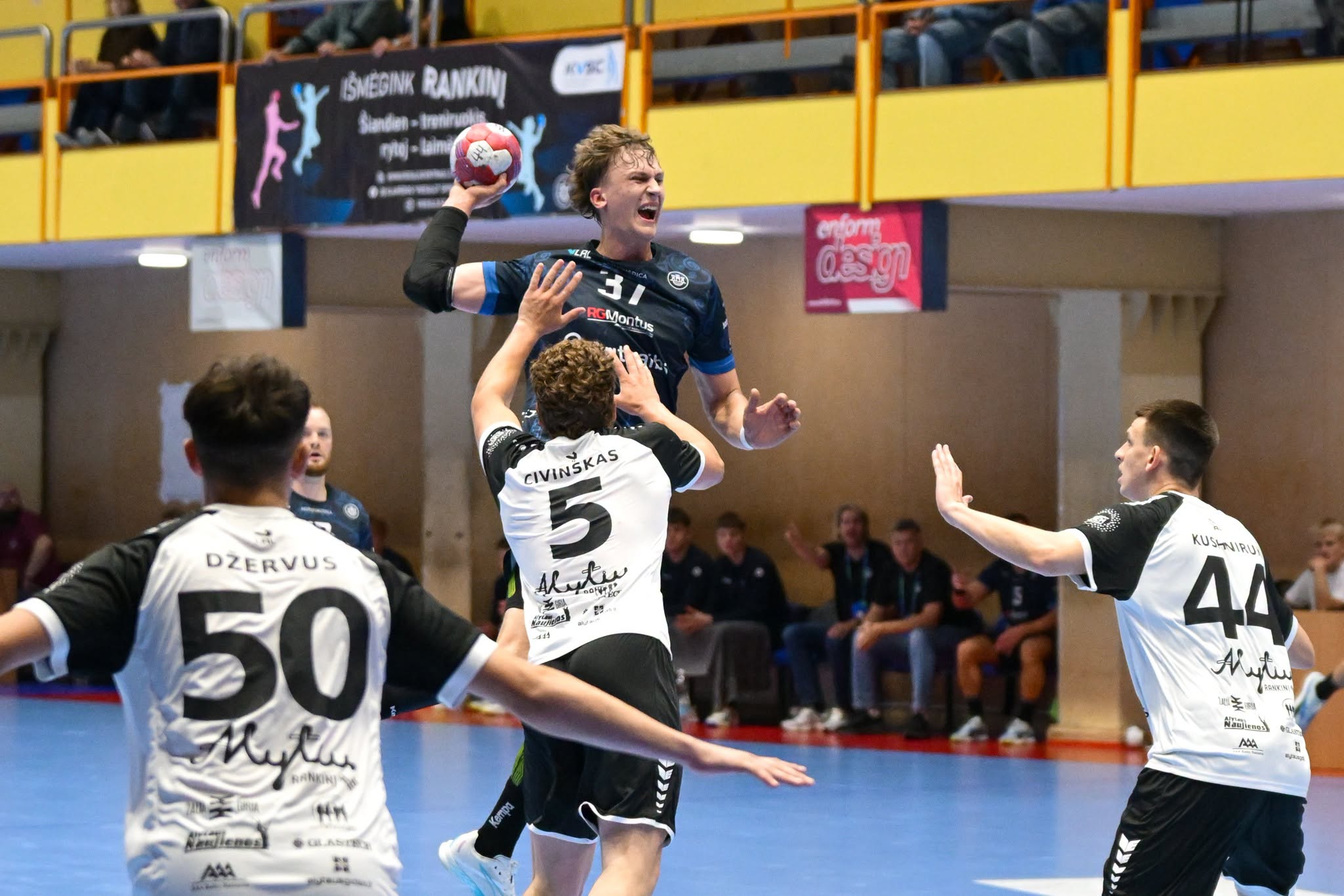 Čempionai nestabdo: „Dragūnas“ trečias rungtynes iš eilės laimėjo dviženkliu skirtumu