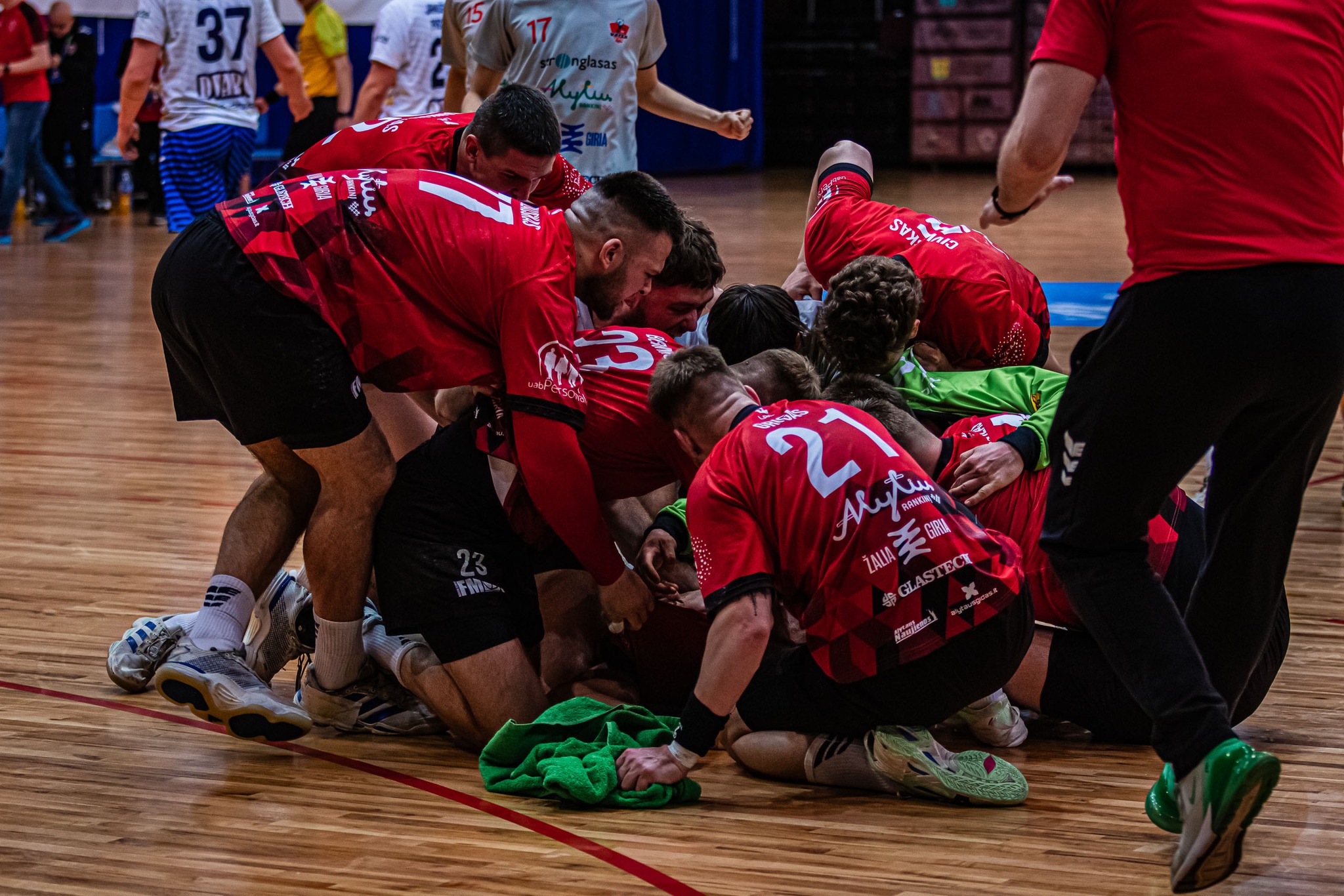 Kelialapį į pusfinalį lėmė aidint finalinei sirenai pelnytas įvartis